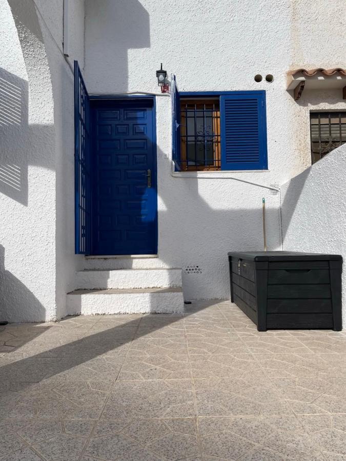 Casa Benita Apartment Torrevieja Exterior foto